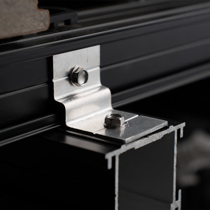 sku-structural-equerre-fixation-10pcs_ambiance.jpg