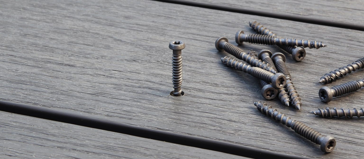 Stainless steel screw for aluminium joists Cobrafastener